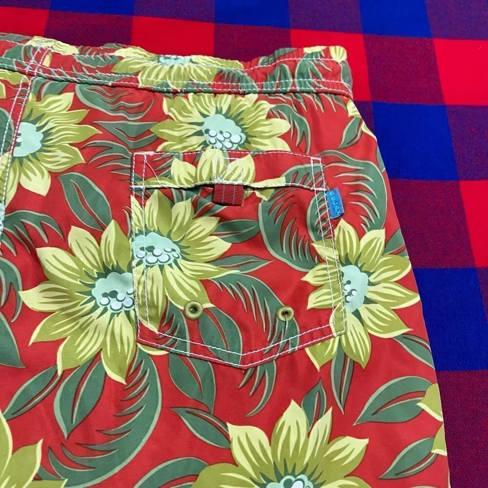 Tommy Bahama Floral Hawaiian Mesh Lined Swim Trunks Size Medium
